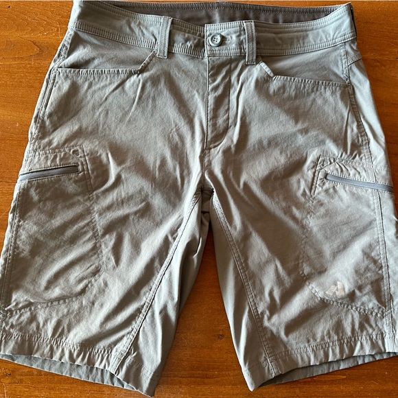 Three pair bundle of men’s size 33 shorts - Ben Sherman and Eddie Bauer - Picture 5 of 14